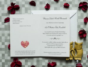 Klasyczne zaproszenia ślubne z sercem w odcieniach czerwieni. ZAP-57-03