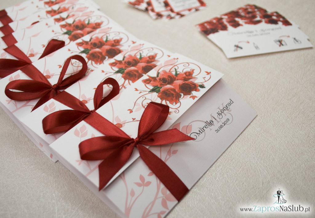 Unikatowe zaproszenia ślubne z kwiatami. Czerwone róże i wstążka w bordowym kolorze. ZAP-93-06 (4)