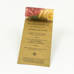 Kwiatowe zaproszenia ślubne w stylu eko z bukietem pięknych róż. ZAP-82-03