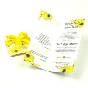 Niebanalne kwiatowe zaproszenia ślubne. Kwiaty - słoneczniki, żółta wstążka i wnętrze wkładane w okładkę. ZAP-90-19
