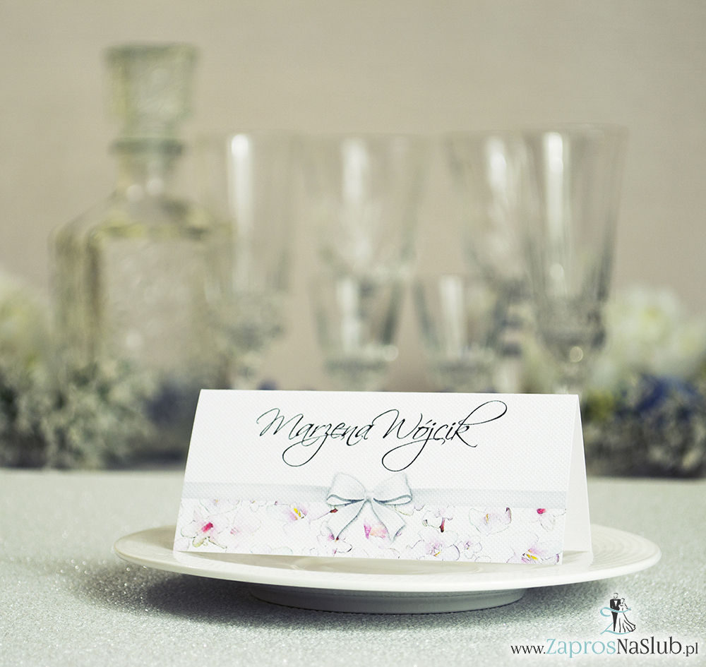 WIN-107 Kwiatowe winietki ślubne - składane na pół. Różowe oraz białe kwiaty z malowaną, poziomą wstążką - zaproszenia na ślub zaproszenie ślubne
