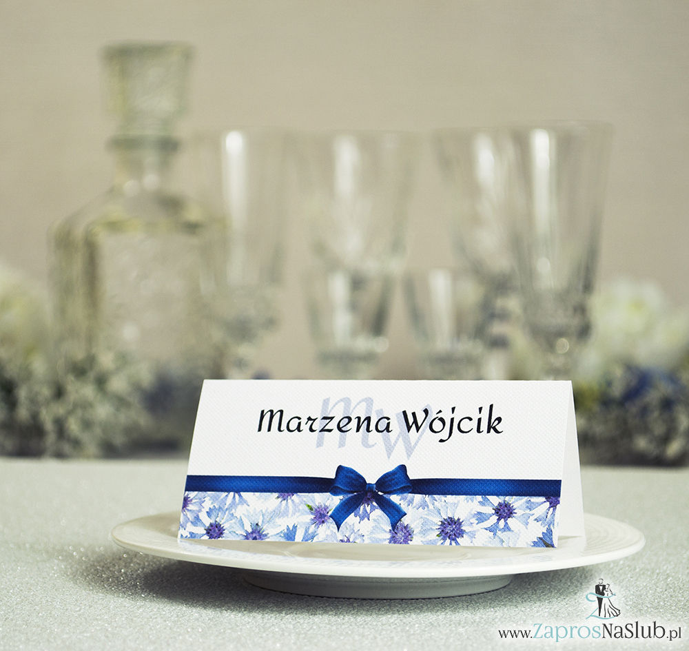 WIN-108 Kwiatowe winietki ślubne - składane na pół. Niebieskie chabry z malowaną, poziomą wstążką - zaproszenia na ślub zaproszenie ślubne