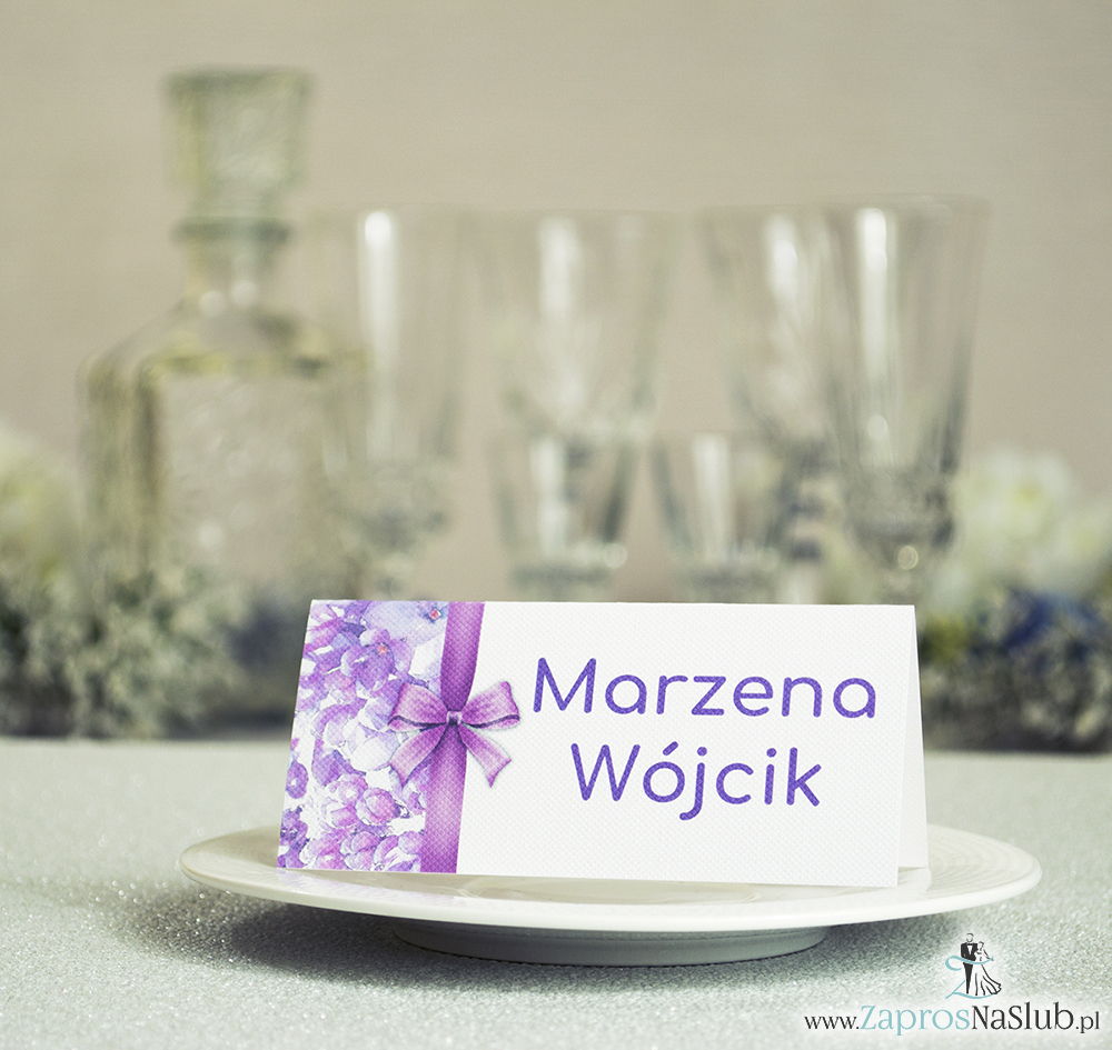 WIN-221 Kwiatowe winietki ślubne - składane na pół winietki z fioletowymi kwiatami bzu oraz malowaną, pionową wstążką - zaproszenia na ślub zaproszenie ślubne