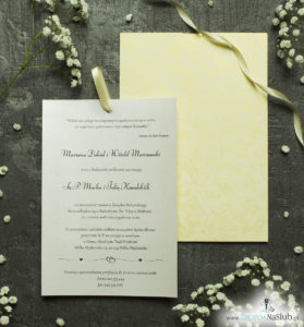 Zaproszenia ślubne w kopercie z motywem kremowych róż. ZAP-62-69