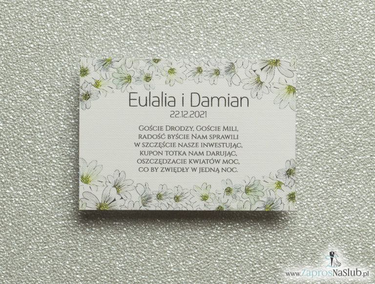 Kwiatowe bileciki do zaproszeń ślubnych - dodatkowe karteczki władane do zaproszeń z drobnymi, białymi kwiatami