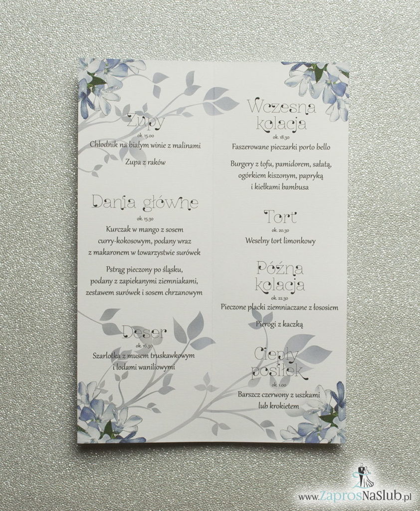 MEN-110 Kwiatowe menu weselne - składane na pół menu z niebiesko-białymi kwiatami oraz białą wstążką - Zaproszenia ślubne na ślub rew