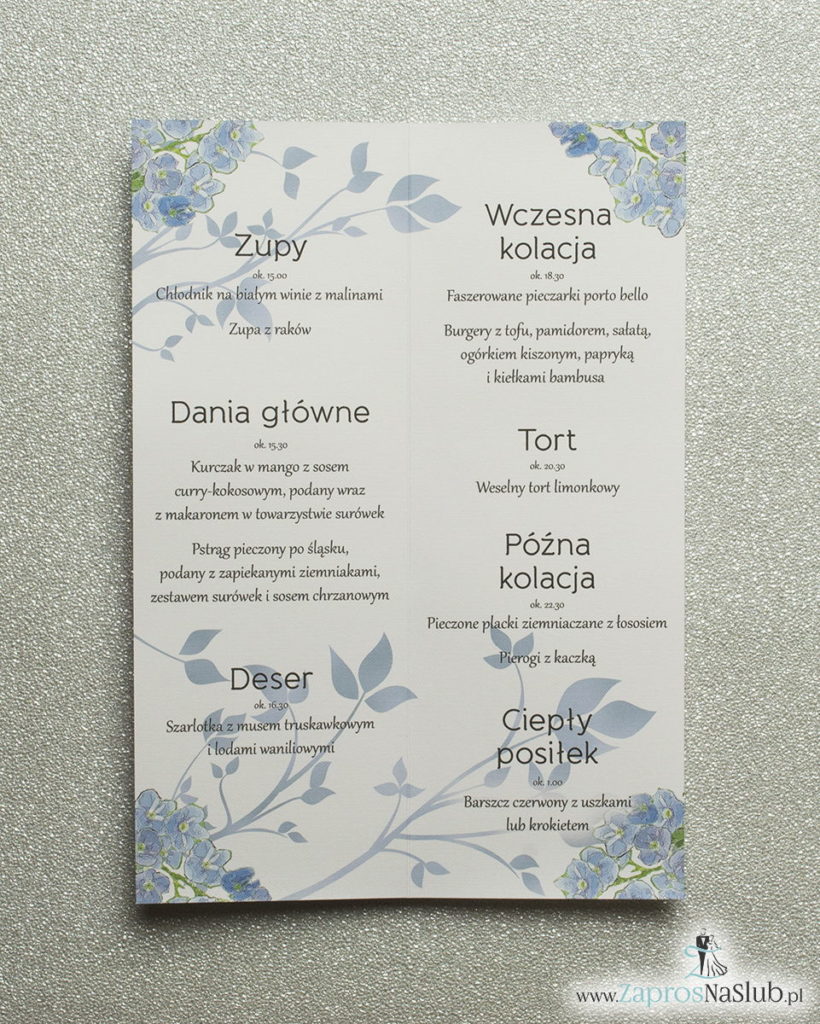 MEN-111 Kwiatowe menu weselne - składane na pół menu z niebiesko-zielonymi kwiatami oraz niebieską wstążką - Zaproszenia ślubne na ślub rew