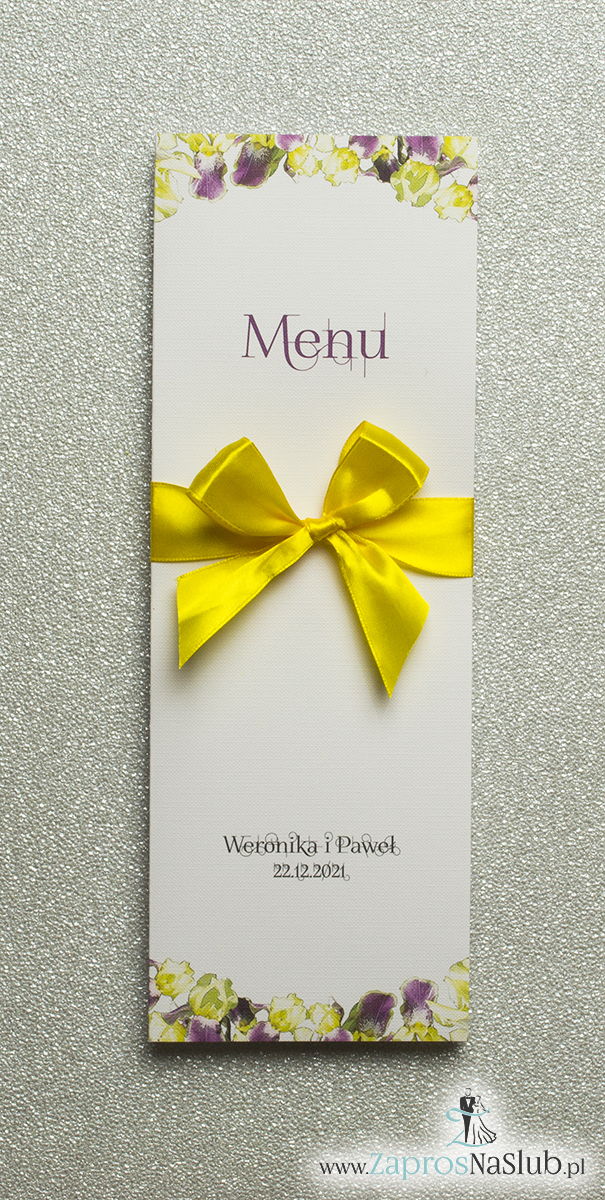 Kwiatowe menu weselne – składane na pół menu z kwiatami irysa oraz żółtą wstążką - ZaprosNaSlub