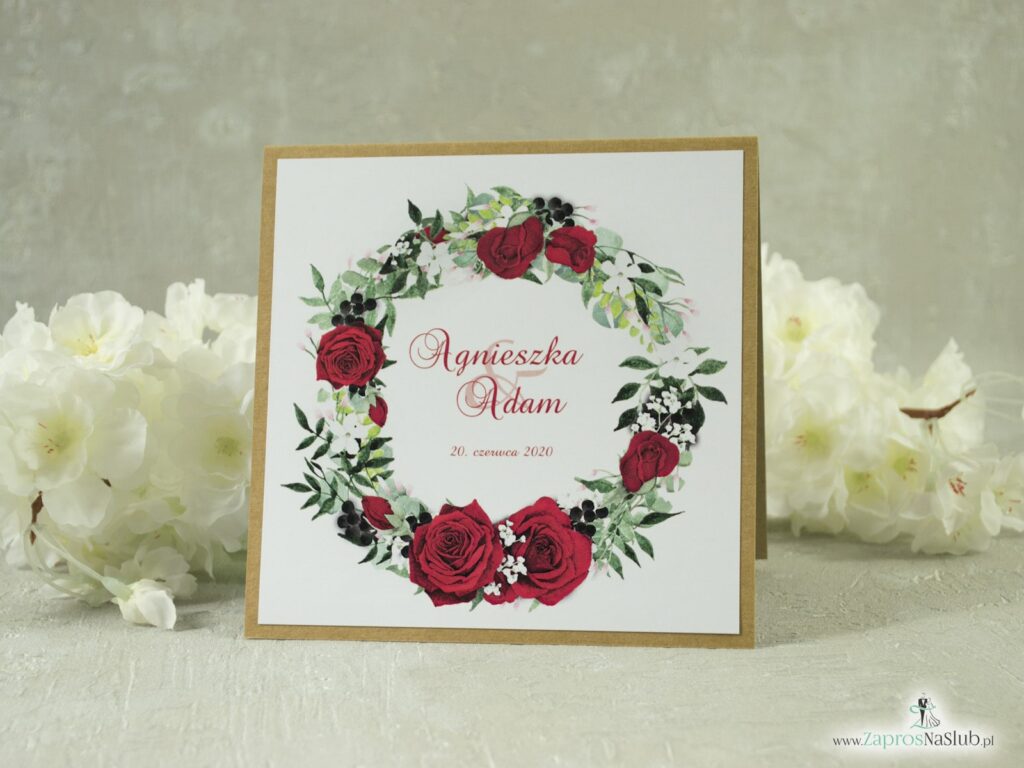 Kwiatowe Zaproszenie ślubne eko z przyklejanym motywem tekstowym z czerwonymi różami oraz białymi makami ZAP-38-01-min