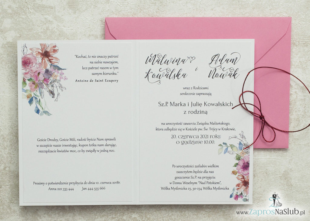 modne-zaproszenia-ślubne-kwiatowe-geometryczne-z-konturami-kwiatów-wklejane-wnętrze-różowa-koperta-metalizowany-sznurek