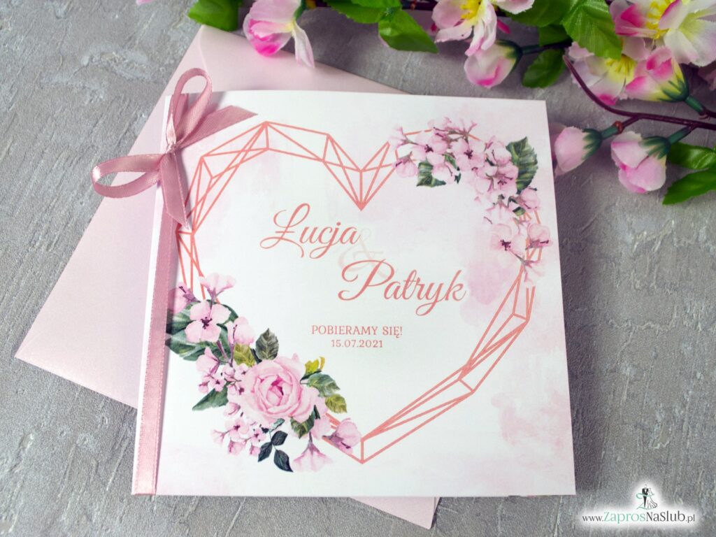 Modne zaproszenia na ślub z różowymi kwiatami i geometrycznym sercem ZAP-41-23-min