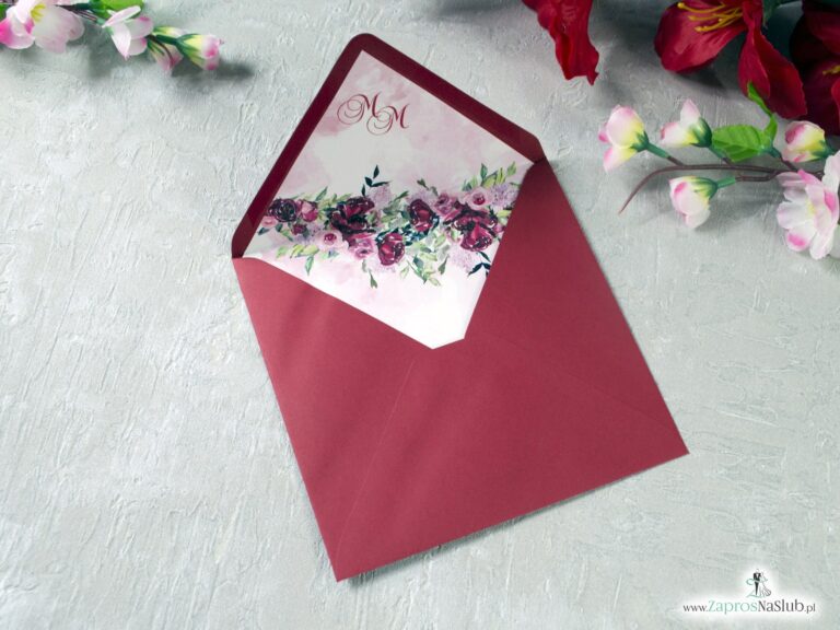 Bordowa koperta z wkładką kwiatową – piwonie. WDK-41-08 - ZaprosNaSlub