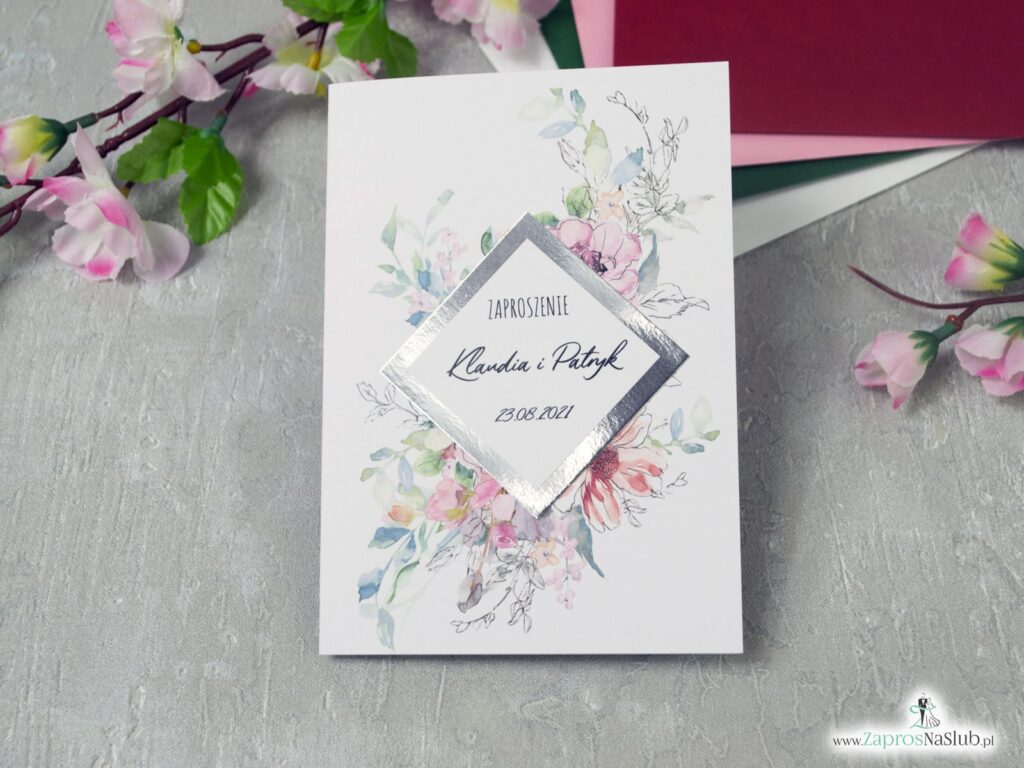 Zaproszenia na ślub z różowymi kwiatami i motywem tekstowym na srebrnym papierze z efektem lustra ZAP-129